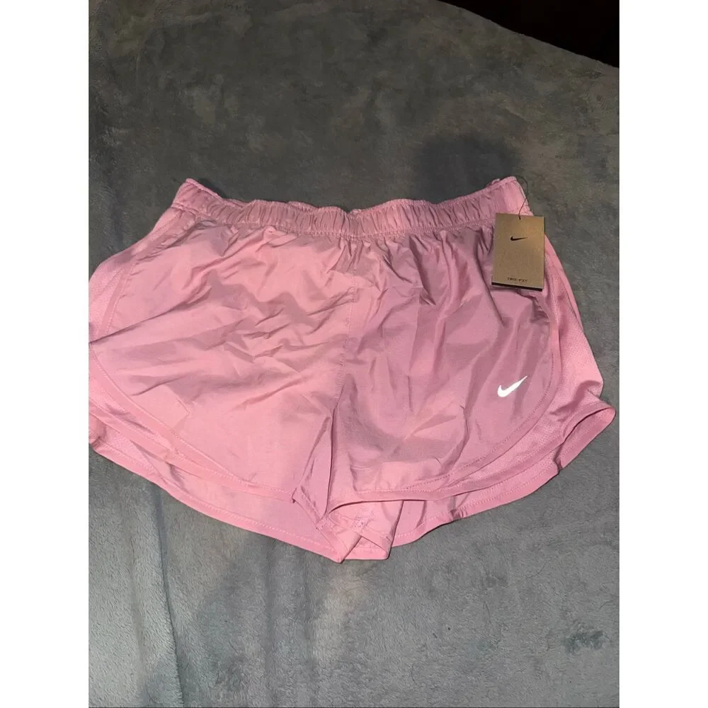 NWT Nike dri fit shorts size large